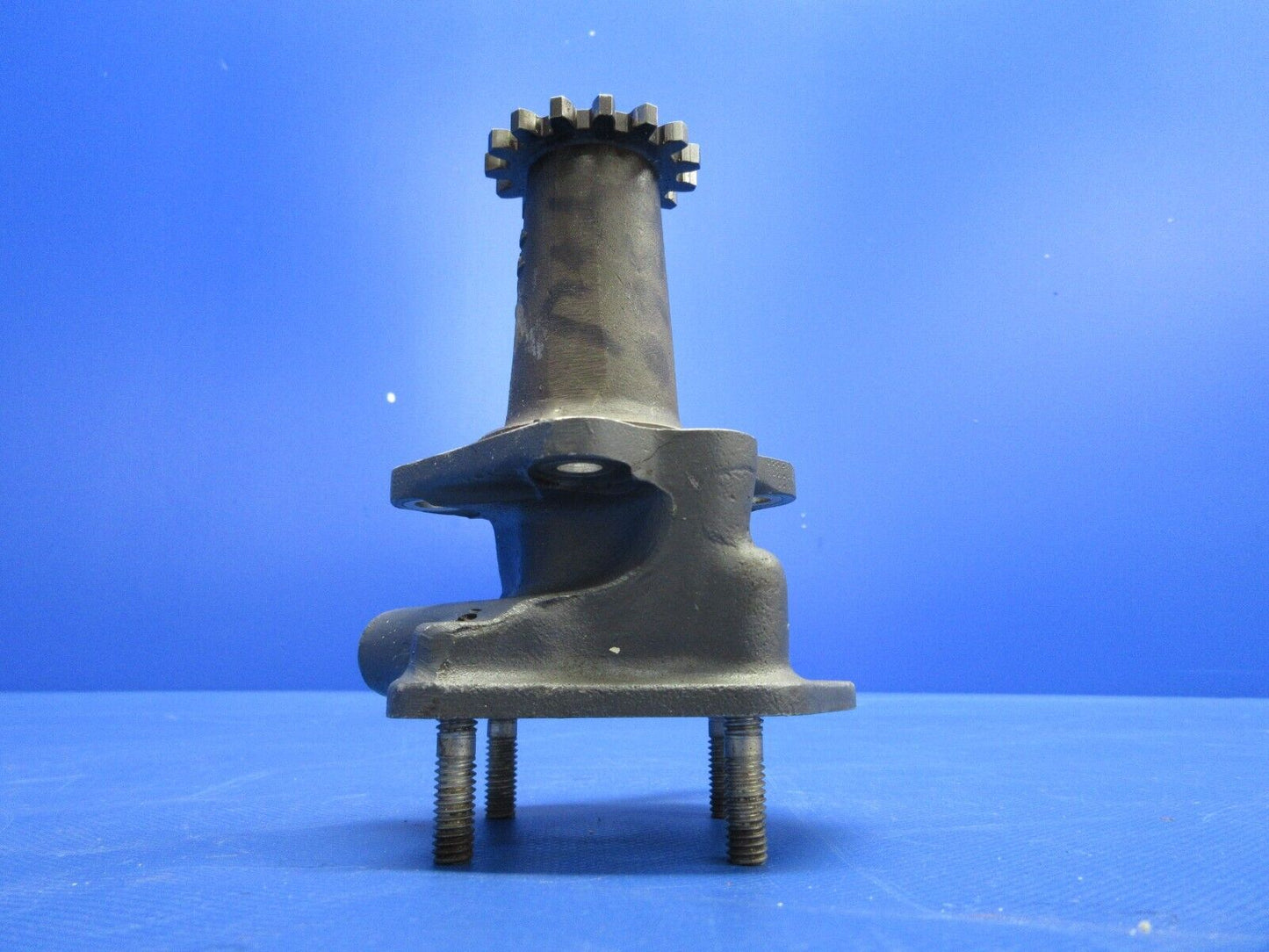 Lycoming Propeller Governor Drive Assy P/N 68472 CORE (0224-1310)