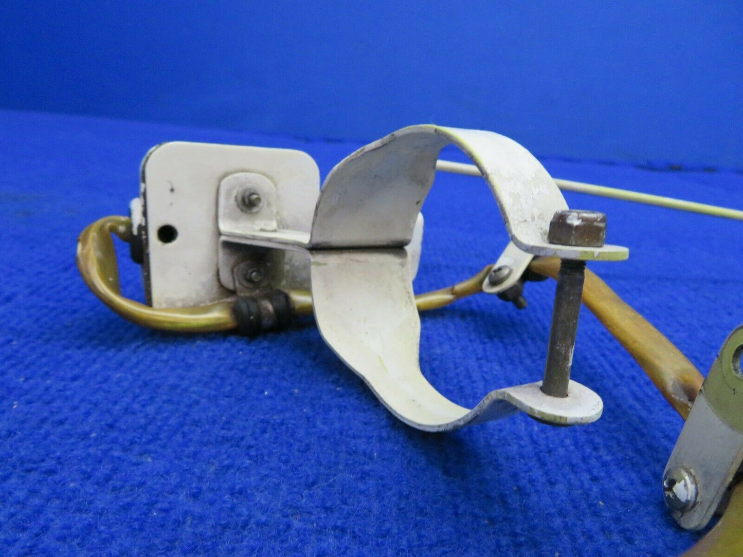 Beech 58 Baron Landing Gear Safety Switch RH P/N 002-361013-58 (0322-751)
