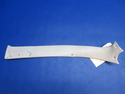 Beech 95-B55 Baron RH FWD Windshield Molding P/N 58-530171-3 (0623-740)