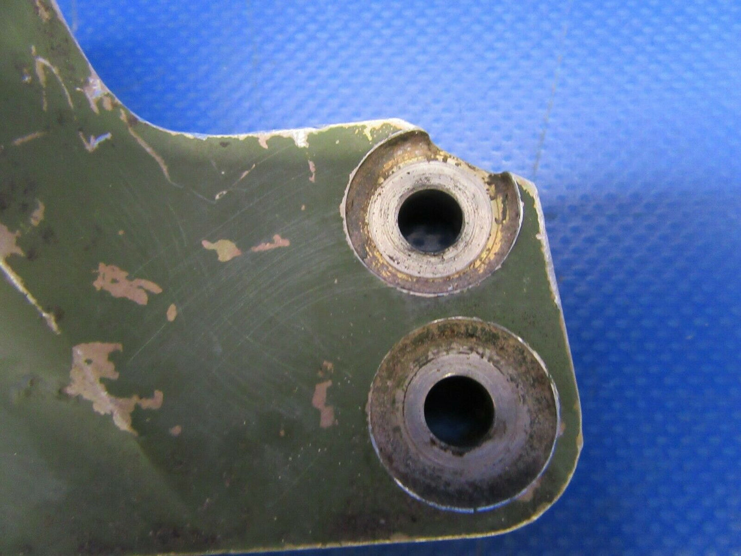 Cessna 310 / T310Q Fitting Assy Engine Mount & Heat Shield 0851118-3 (0619-381)