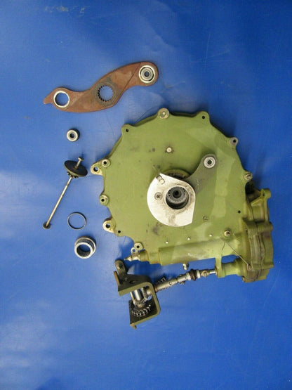 Cessna 310R Landing Gear Actuator Assy (Gear Box) P/N 0894000-11 (0419-312)