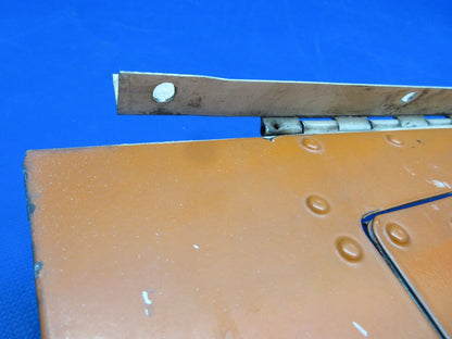 Cessna 188B AGpickup Door Assy Fuselage Access RH P/N 1613292-16 (0723-266)