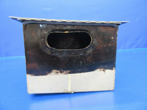 Beech Baron Battery Box w/ Lid P/N 95-410006-19 (0917-80)