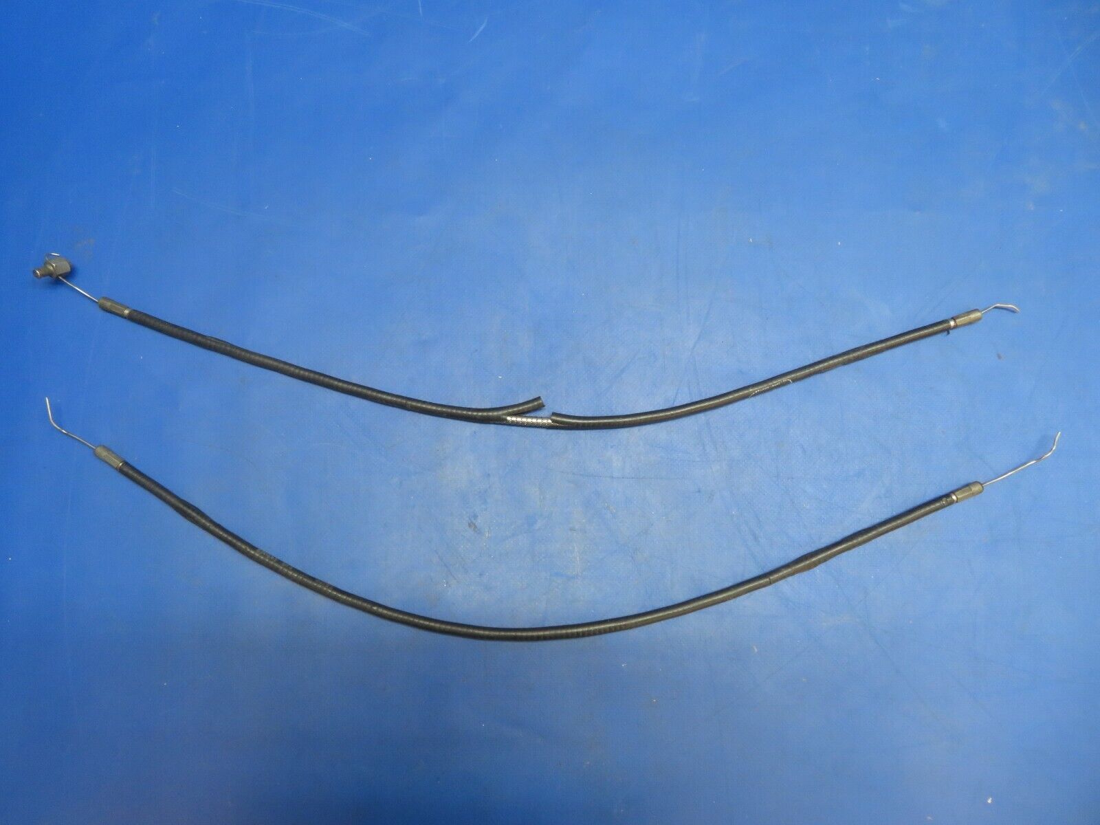 Aerostar 602P Push-Pull Cable Air Filter Box P/N 600035-543 LOT OF 2 (0123-910)