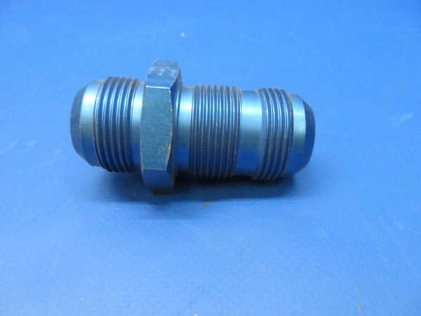 Bulkhead Fitting P/N AN832-16D LOT OF 9 (1222-314)