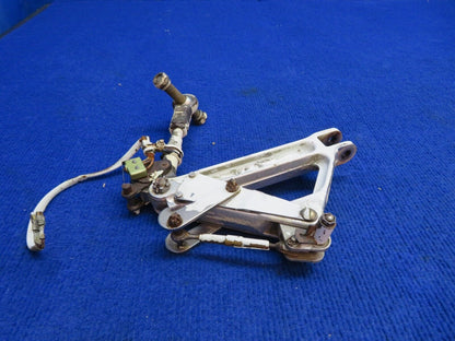 Piper RH Main Gear Truss Link Assy Casting # 20766 (0722-365)