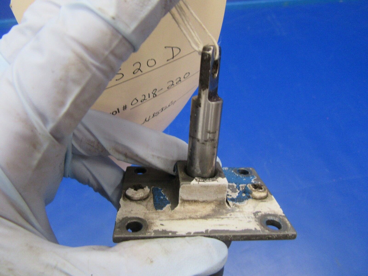 Beech Baron B58 Actuator Assy LH Elevator P/N 96-526013-605 (0218-220)