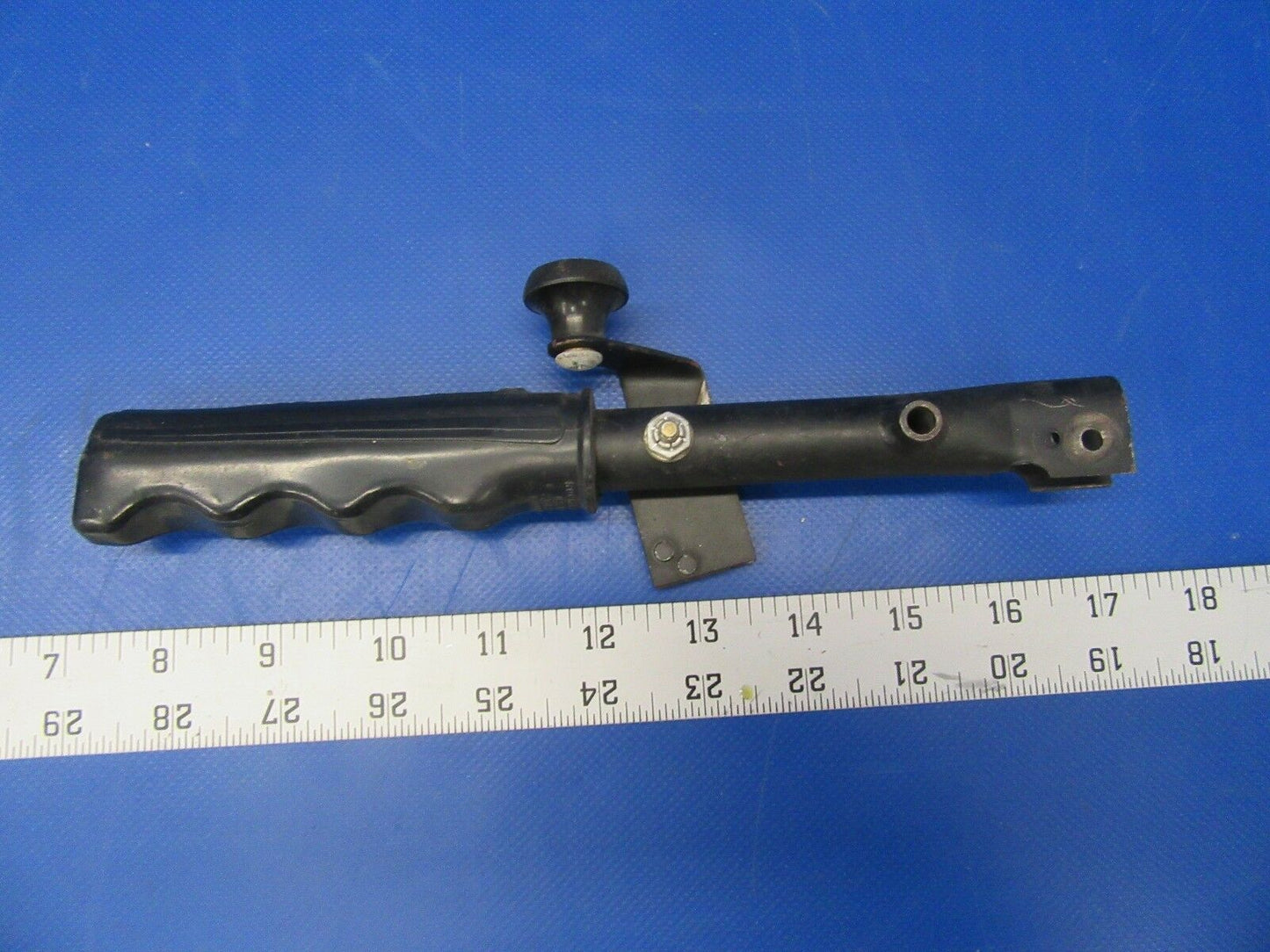 Piper Parking Brake Handle P/N 63357-00  / 63357-000 (0418-251)