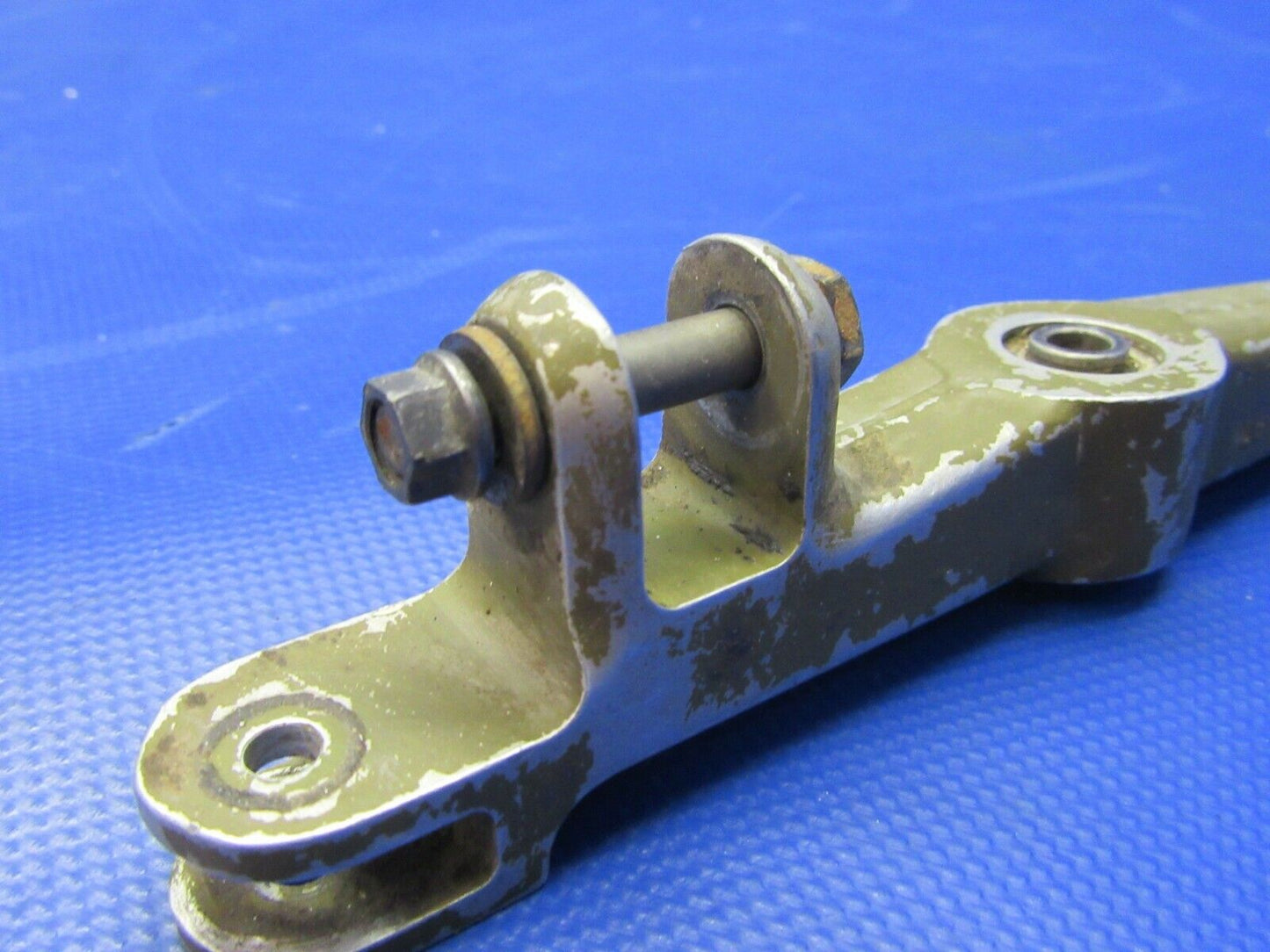 Cessna 210 / T210N Whiffletree Assembly P/N 1243411-1 (0421-329)