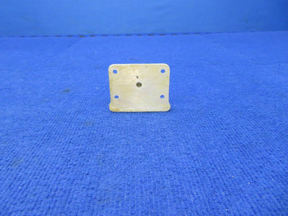 Cessna 310 Retainer RH Truss Drag Brace Assembly P/N 0842105-2 (0422-431)