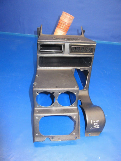 Beech Baron 58P Pedestal w/ Air-Conditioning P/N 106-524017-25 (0318-12)