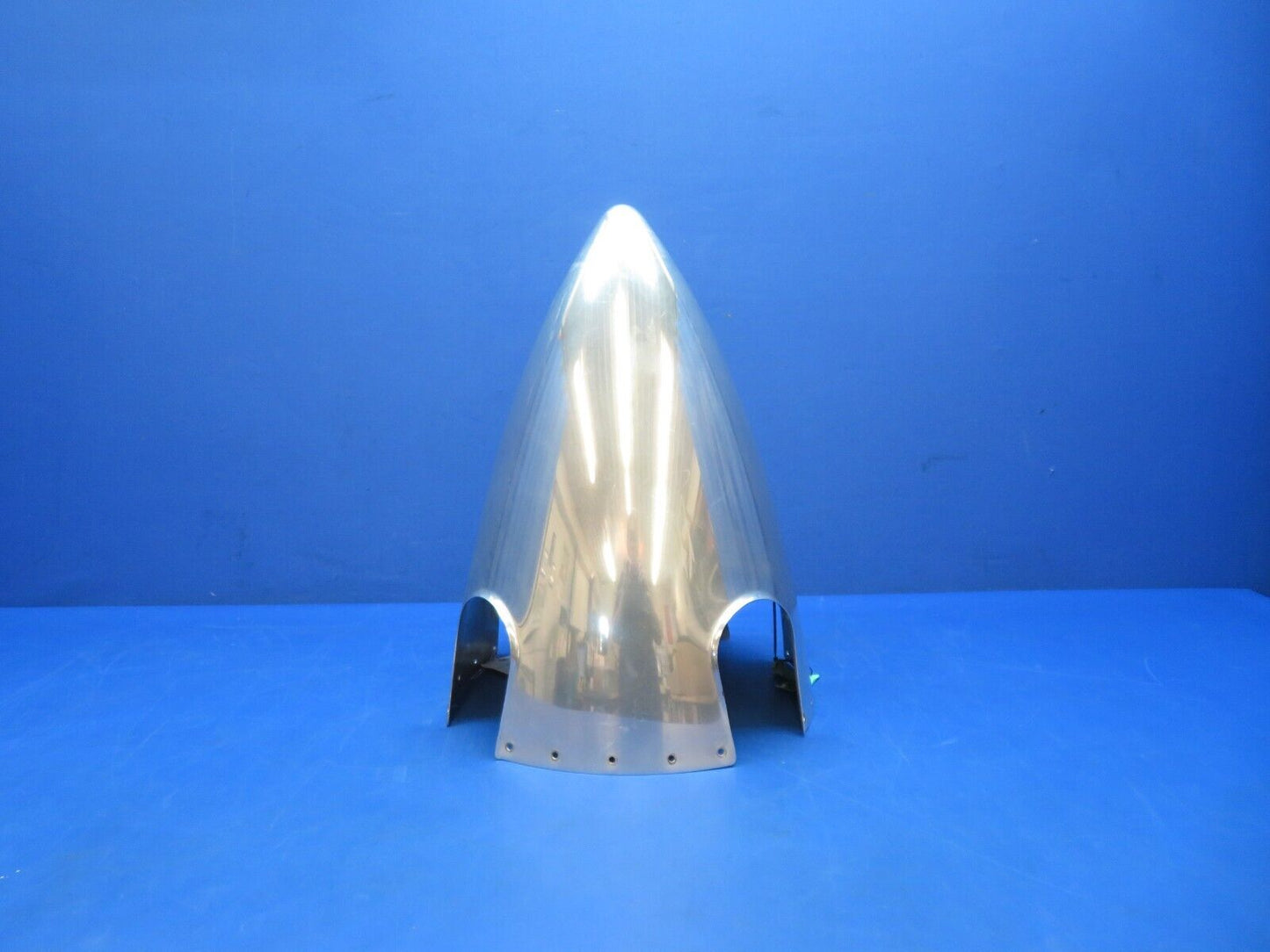 Beechcraft Hartzell 4 - Blade Propeller Spinner Dome P/N D-5210-1P (0823-412)