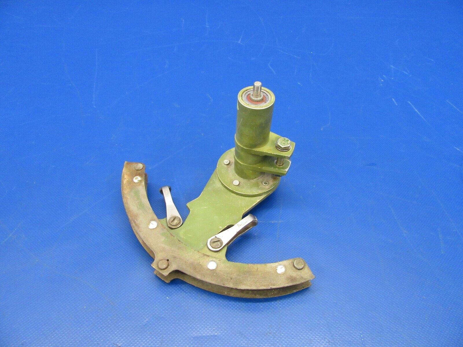 Cessna 310 / T310Q Bellcrank Assy Aileron LH P/N 5025000-3 5025000-7 (0619-215)