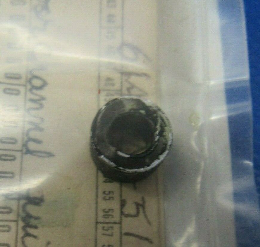 Piper 23-250 24 30 Bushing Door Channel Guide 61402-051 (0519-22)