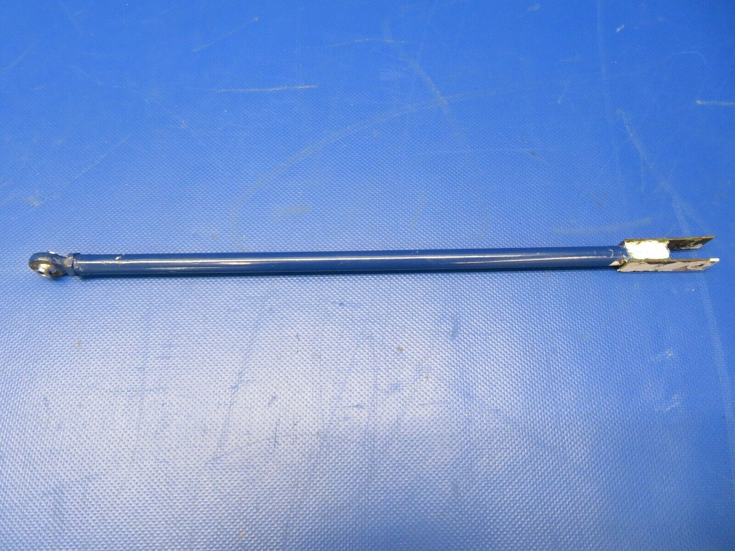 Piper PA-32RT-300 Lance Pushrod Stabilator Trim 78921-04, 78921-004 (0521-786)