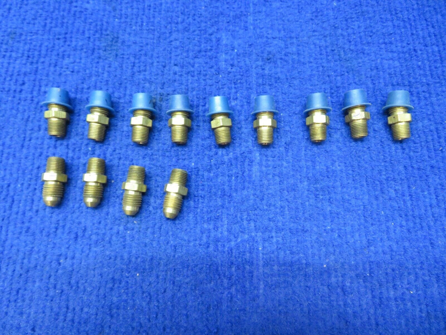 Continental Brass Pipe to Flair Fitting .13 P/N 628438 LOT OF 13 NOS (0722-484)