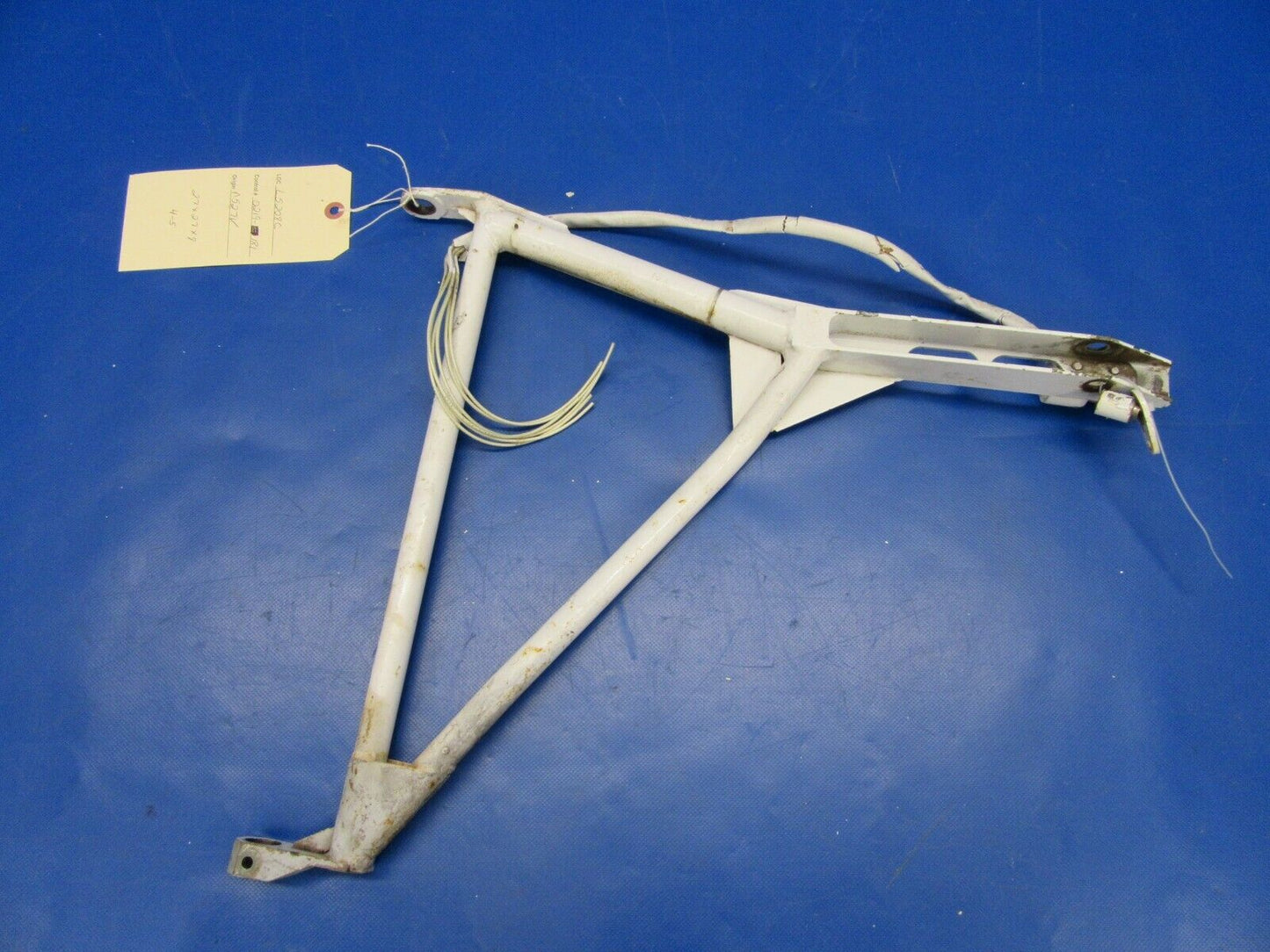 Beech B-24R Sierra Brace Main Gear Retract RH P/N 169-810027-2 (0219-181)