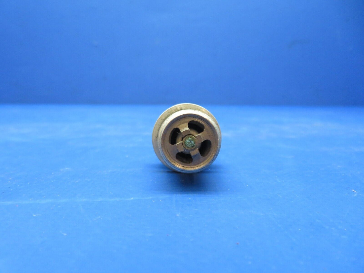 Champion R56S Spark Plug NEW OLD STOCK LOT OF 13 (0923-554)