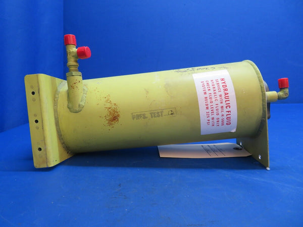 Piper Aerostar 602P Hydraulic Fluid Reservoir Assy P/N 630039-01 (0123-687)