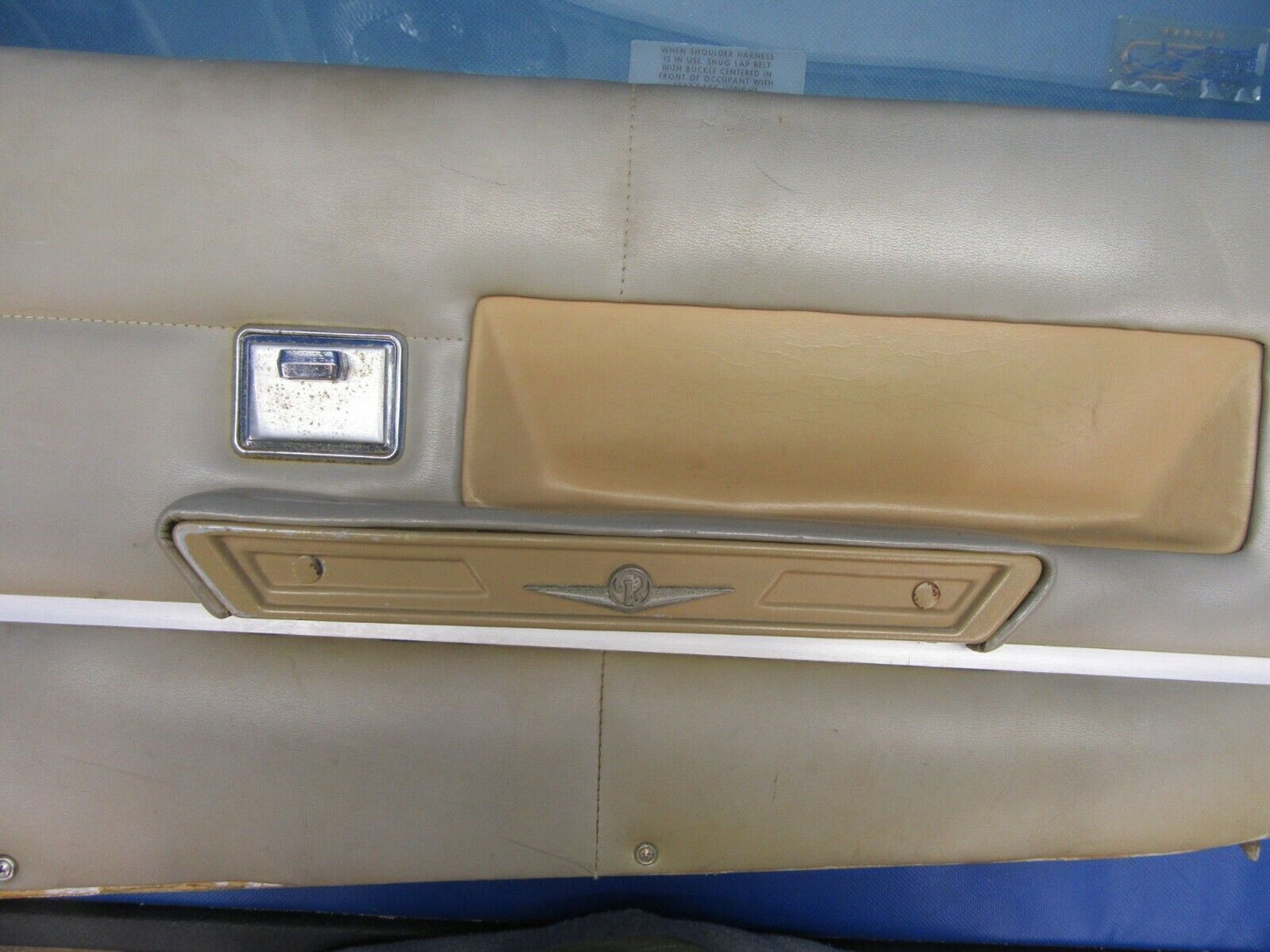 Beech 95-B55 Baron Cabin Door w/ Key Green Tint 95-420012-638 (0621-694)