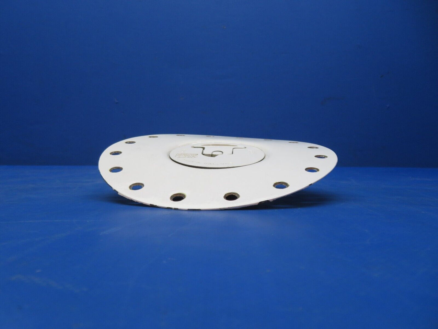 Cessna 310 / 310I Fuel Filler Adapter & Cap Assy P/N 0823410-3 (0923-688)