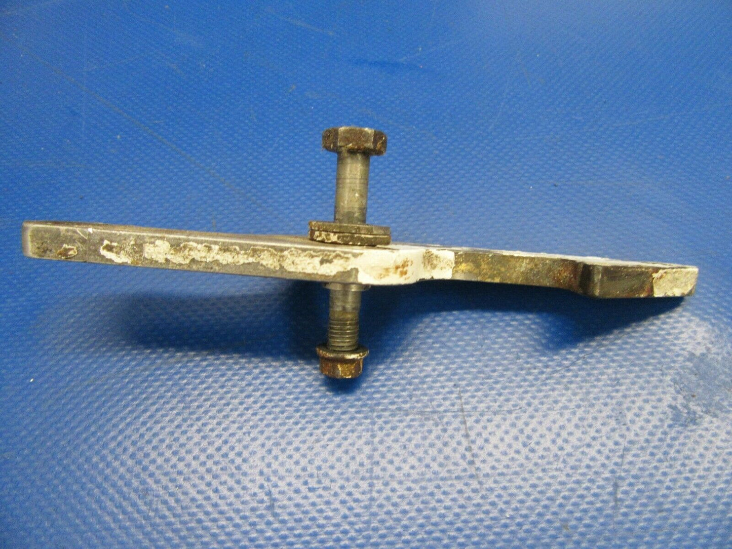 Beech Sierra C24R Uplock Hook P/N 169-810057-3 (0719-138)