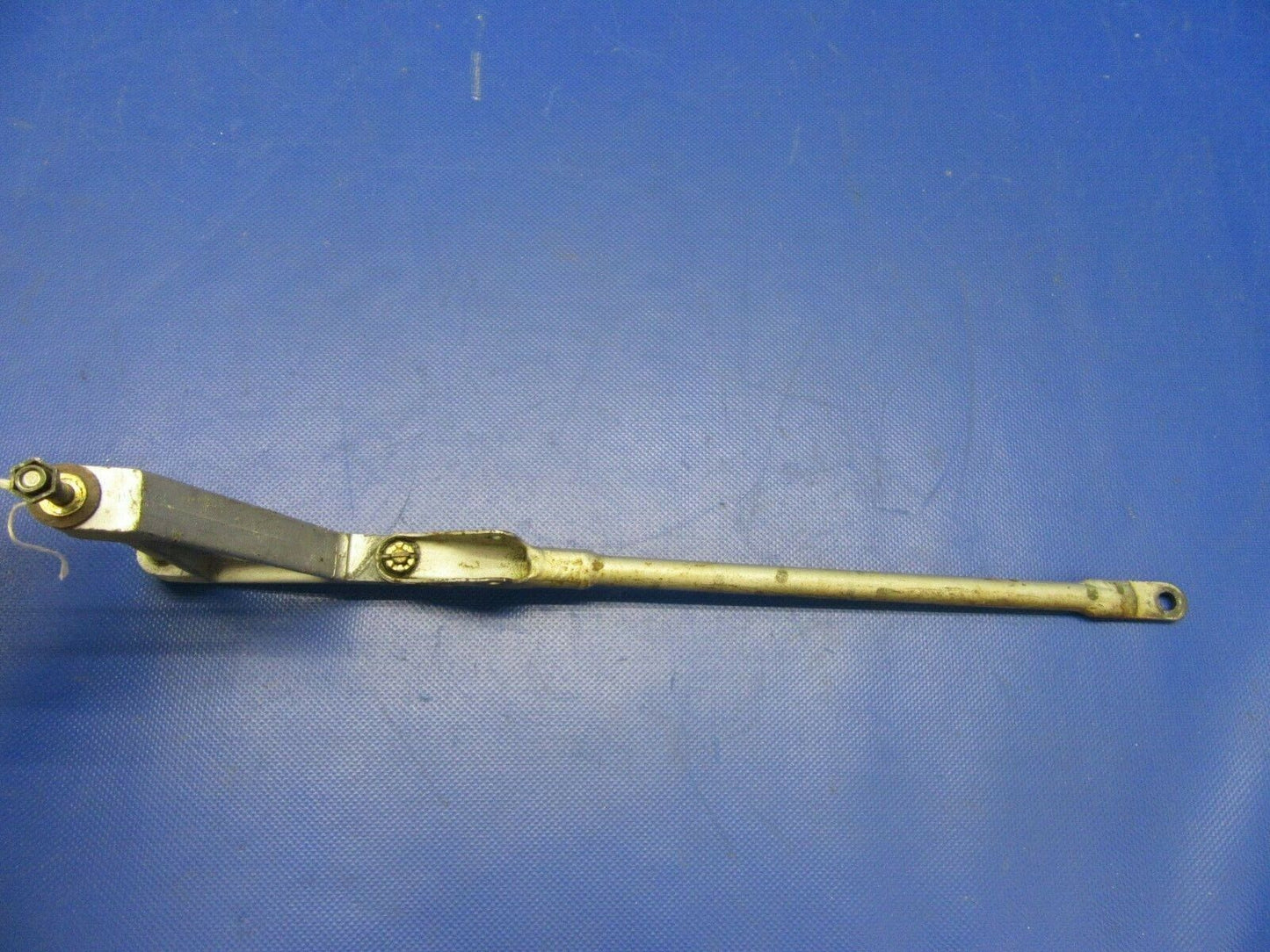 Beech 95-B55 Baron Rod Actuator Landing Gear Door RH P/N 45-815003-1 (0621-696)