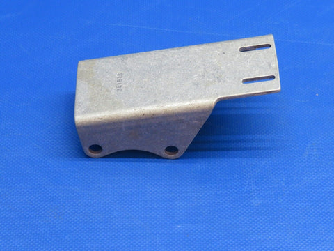 Beech De-Ice Brush Block Mount P/N 3E153 NOS (0124-1218)