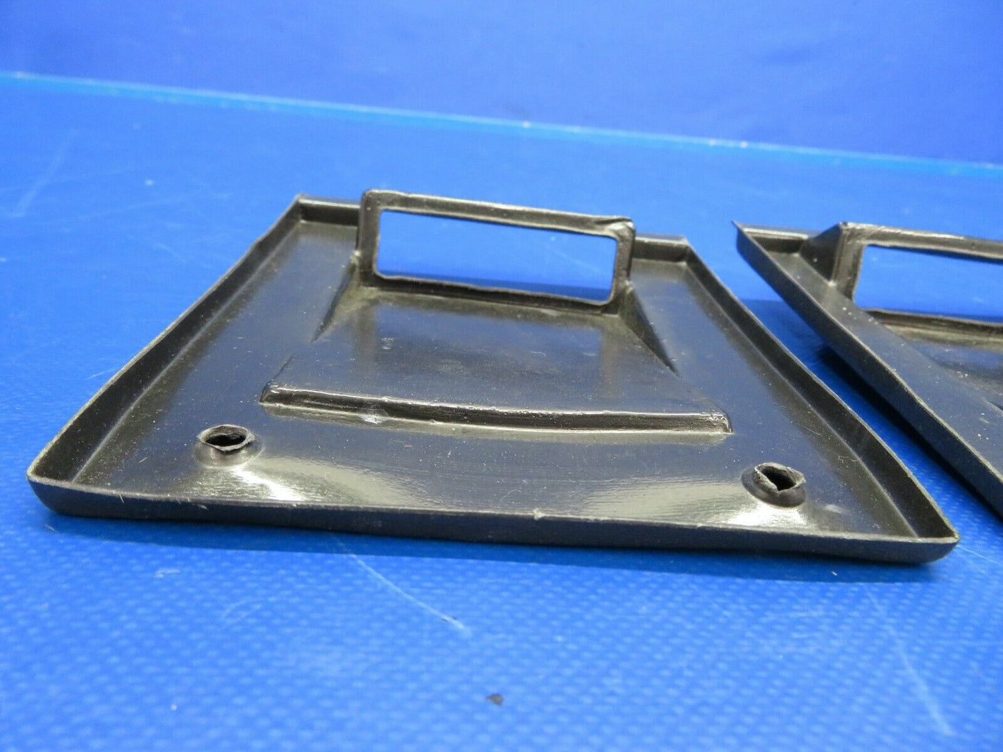 Beech Baron B58P Escutcheon Shoulder Harness 106-530049-4 Black 1 Pair (0320-93)