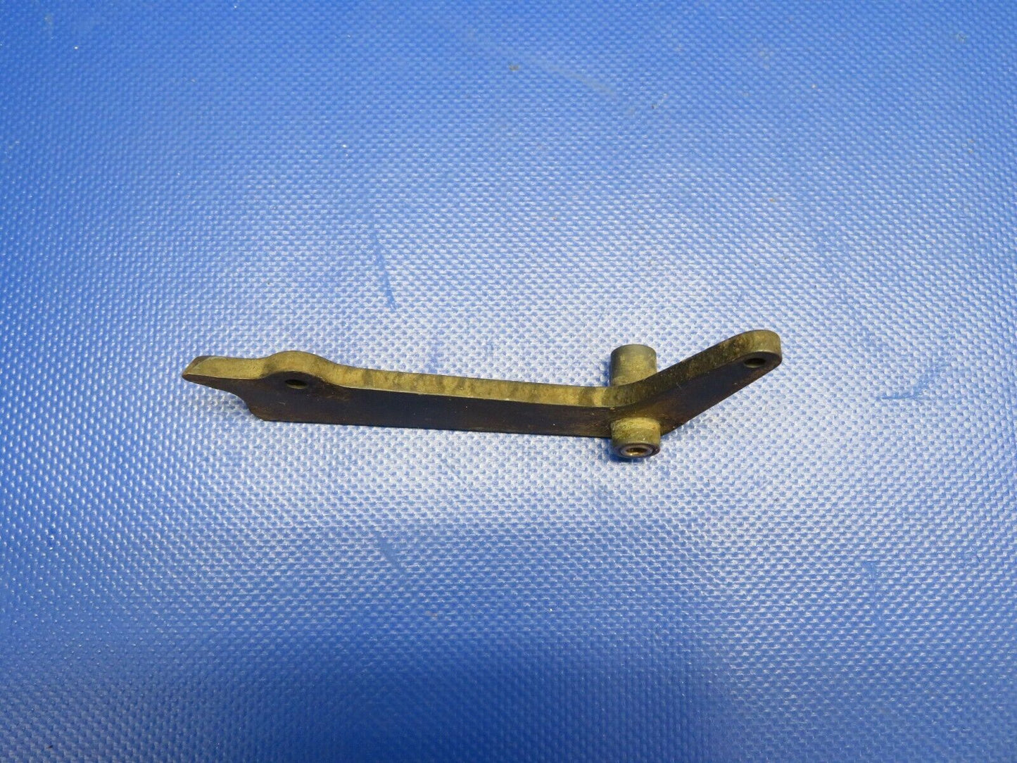 1960 Cessna 210 Uplock Hook LH Main Gear P/N 1241023-1 (0221-196)