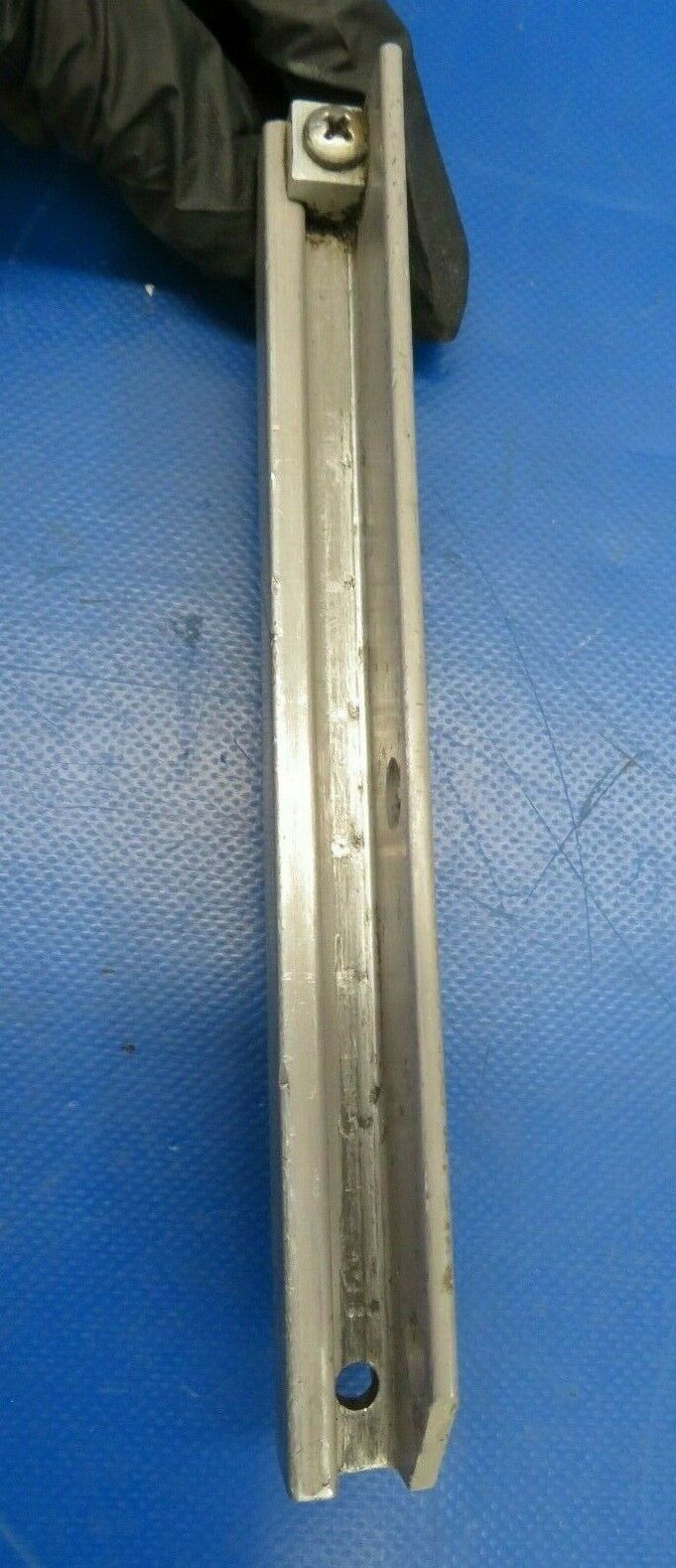 Beech Baron E-55 Seat Track Front OTBD Pilot & Co-Pilot 002-430021-5 (0120-33)