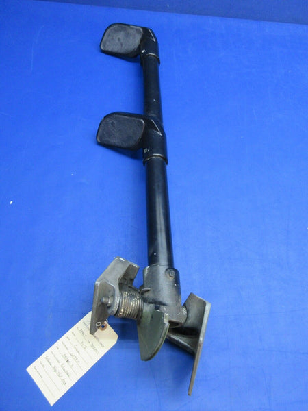 Cessna 310 / 310I Retractable Entrance Step Strut Assy P/N 0811901-2 (1023-718)