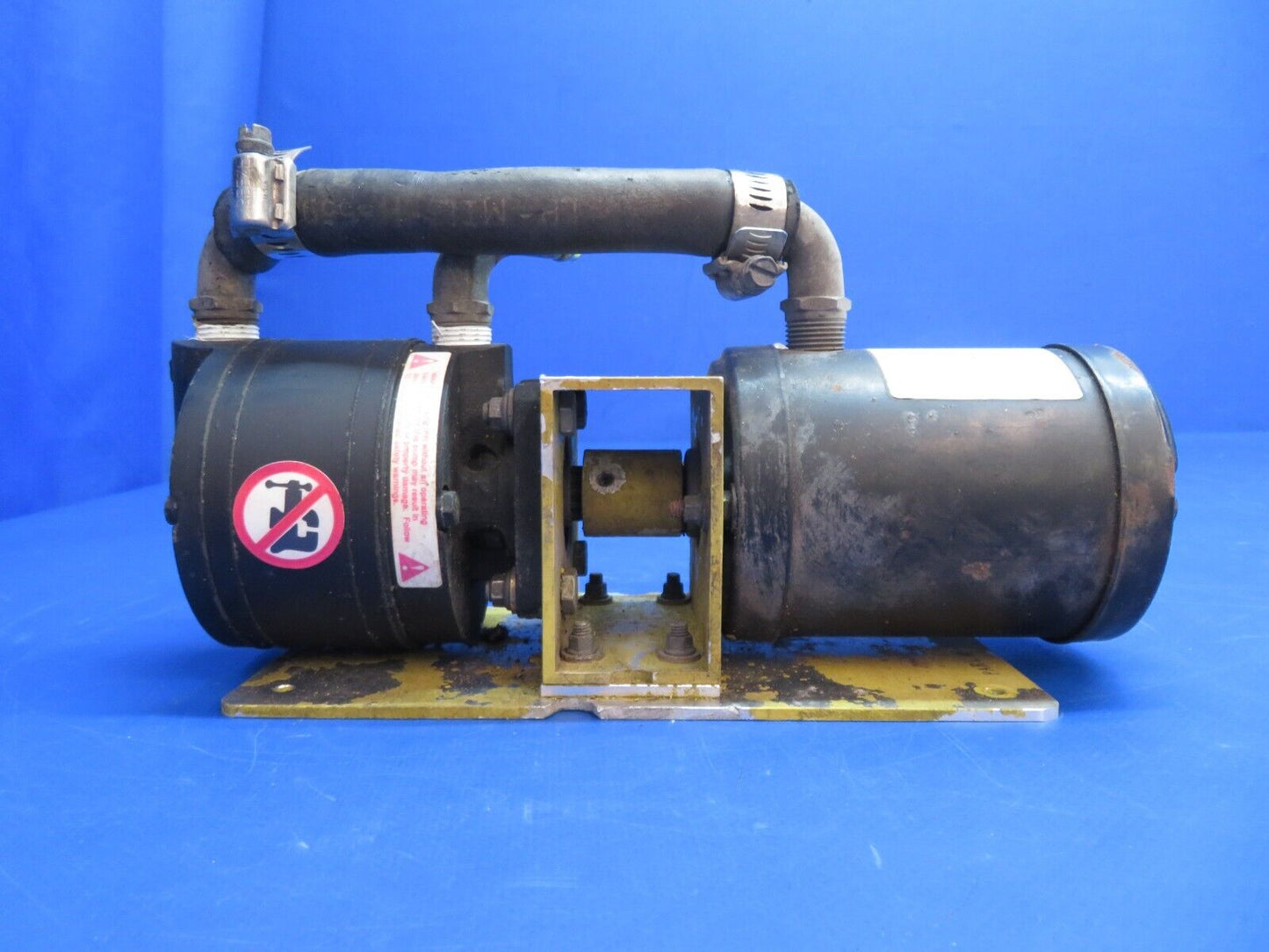 Piper PA-28-201T Vacuum System w/ Airborne Dry Air Pump P/N 211CC (0223-567)