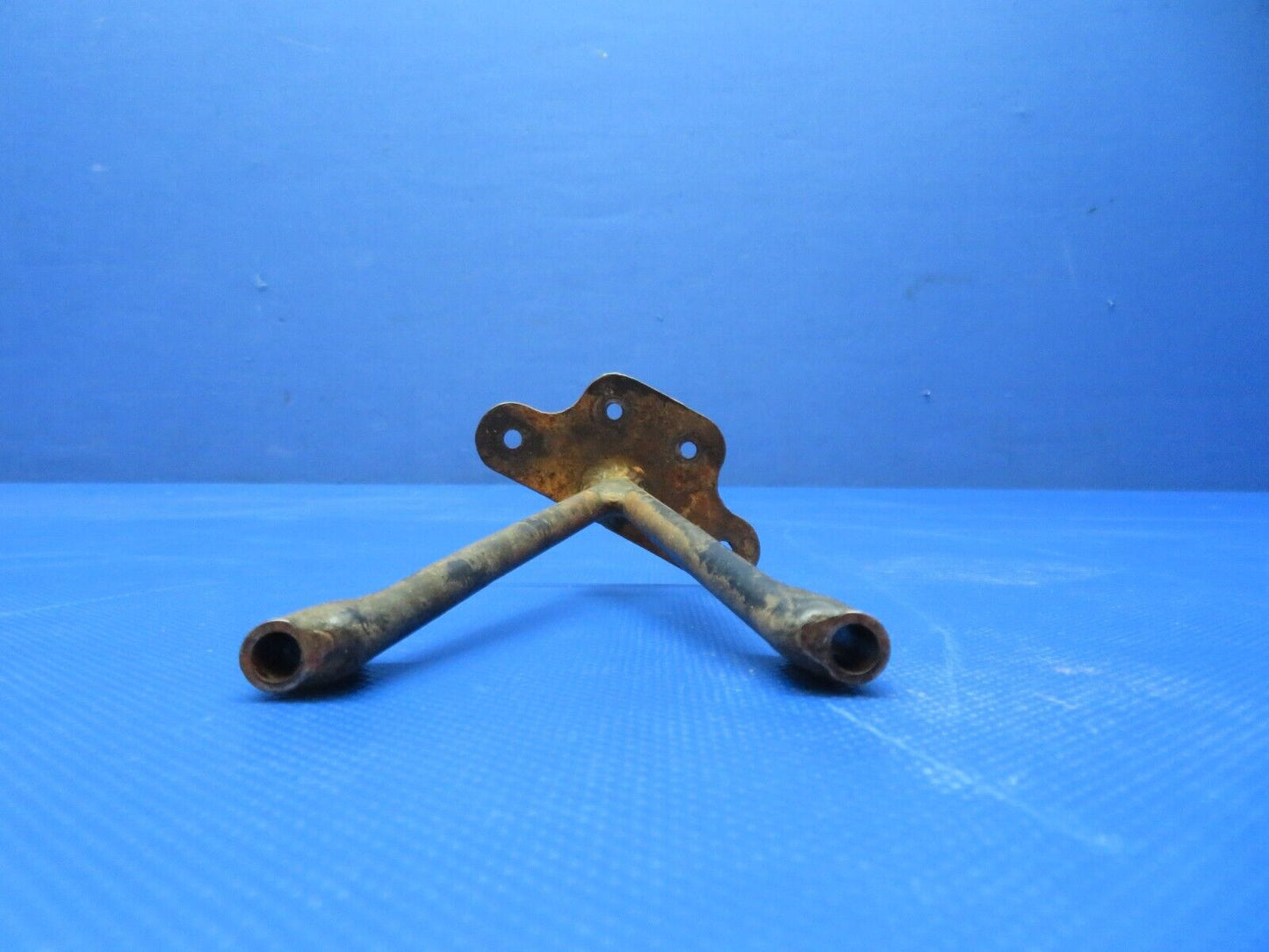 Piper PA-24-180 Engine Control Bracket Assy P/N 21189-00 (1223-240)
