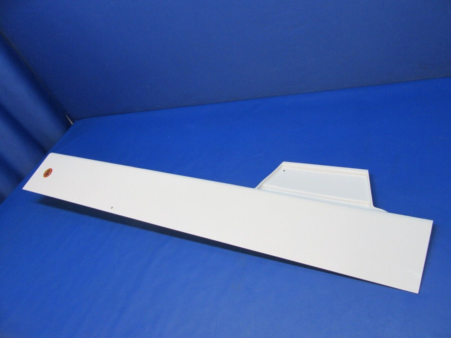 Diamond DA42 RH Aileron P/N D60-5762-00-00 (0323-226)