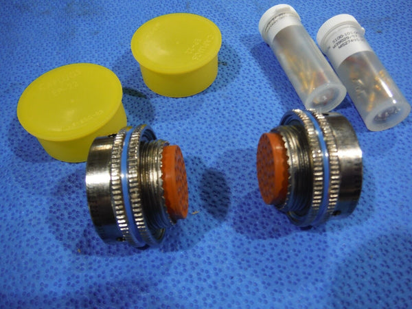 Matrix Circular Connectors  LOT OF 2  P/N MS27473T18F32S  (1015-35)