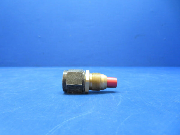 Eaton Nipple Assy P/N 526-8 NOS (0923-732)