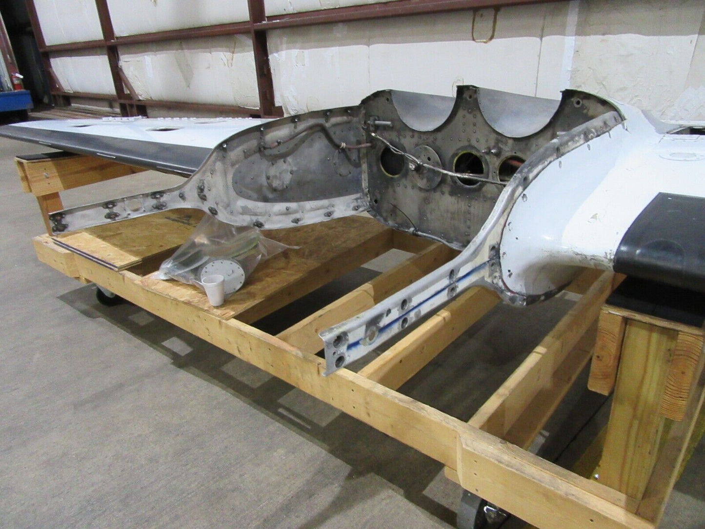 1981 Piper Aerostar PA-260-602P LH Wing P/N 20000-509 CORE (1122-100)