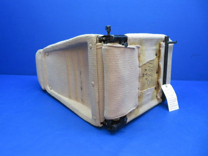 Piper PA-28-236 Dakota RH Rear Seat Assy P/N 96827-23 (0623-646)