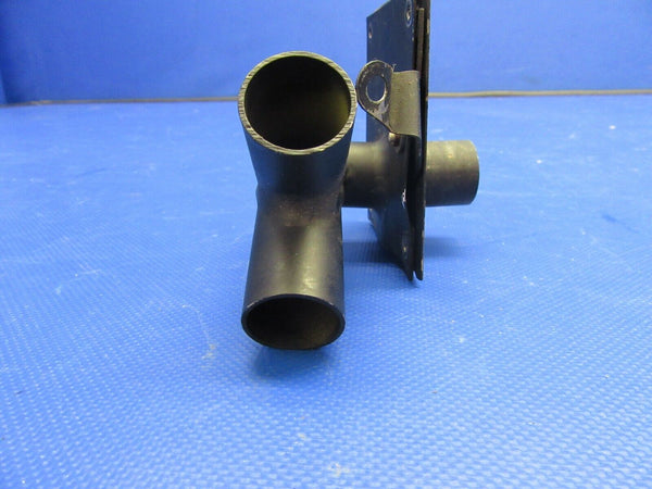 Piper PA-28-235 Defroster Air Outlet P/N 62952-00, 62952-000 (0521-355)