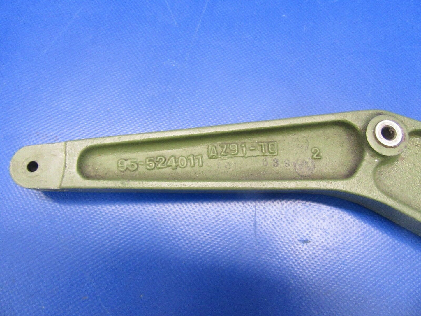 Beech Baron Bellcrank Elevator P/N 95-524011-1 (1117-117)