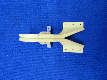 Beechcraft Main Gear Door Hinge FWD LH OTBD P/N 35-815055-114 NOS (0722-37)
