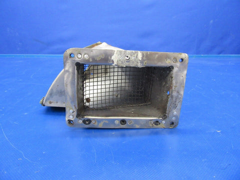 Beech Baron 58P Duct Assy P/N 102-980013-27 (0318-205)