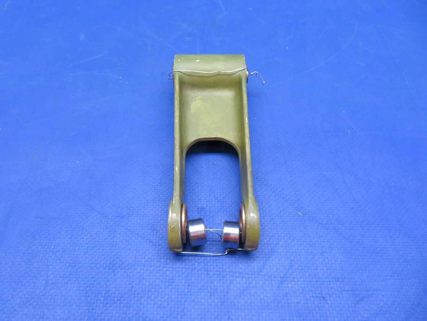 Cessna 310 / 310Q Bellcrank Idler Main Gear Retract P/N 5045003-4 (0823-743)