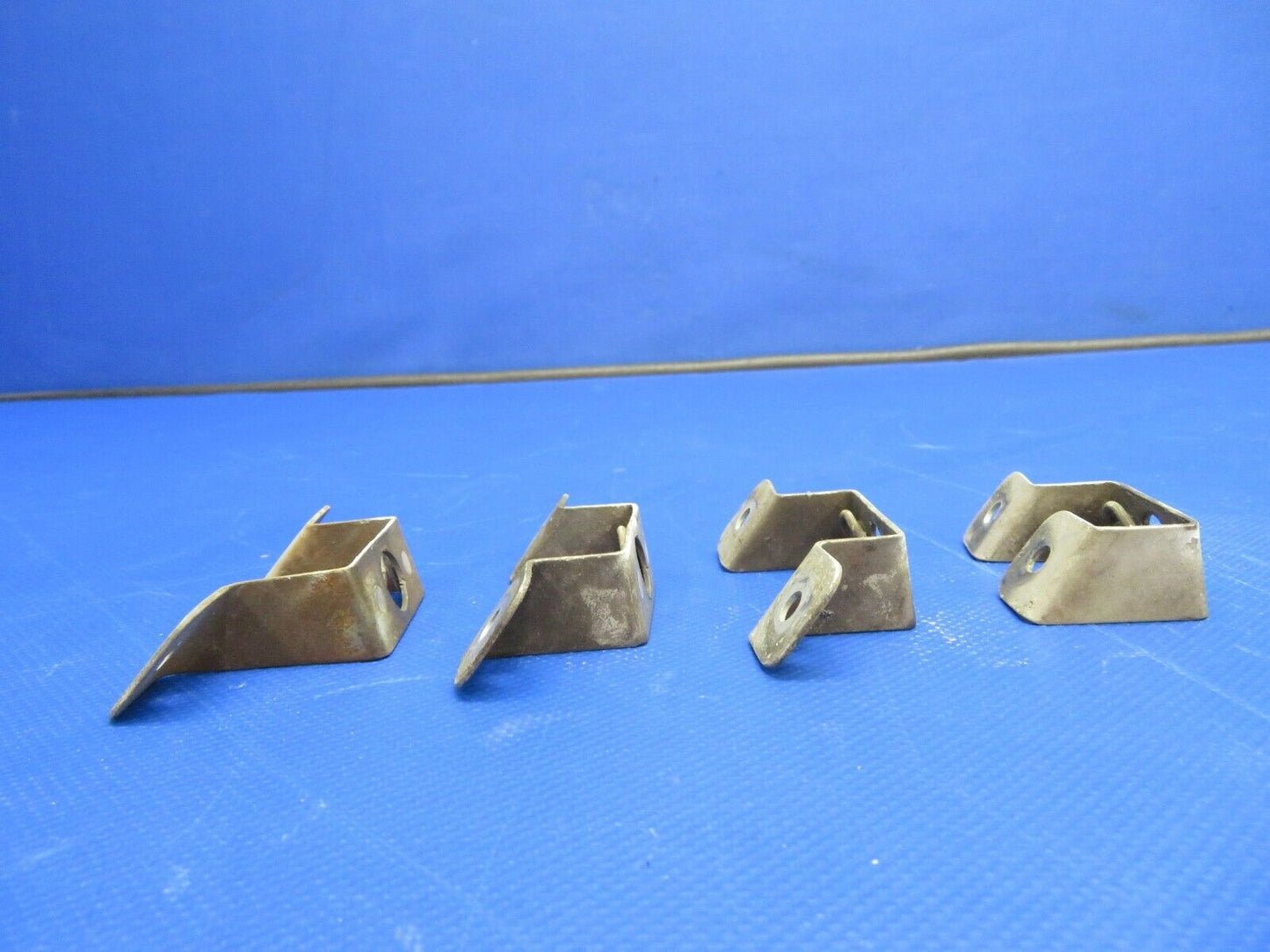 Beech N35 Bonanza Cowl Latch Clip LH AFT, FWD Center LOT OF 4 (0121-308)
