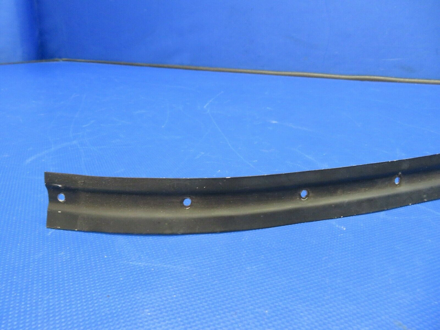 Piper PA-32RT-300 Lance Collar Inside Window LH & RH P/N 69220-18 (0521-779)