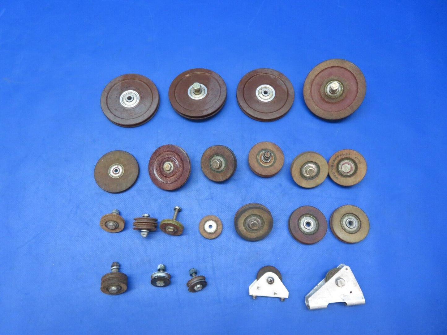 Ralmark ATCO Arvan Aircraft Pulley P/N AN210-1B LOT OF 24 (0523-987)