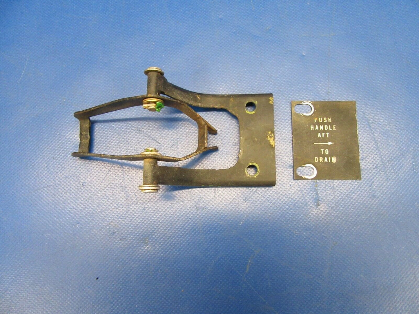 Piper PA-24-250 Comanche Fuel Strainer Bracket 22243-00, 22243-000 (1219-128)