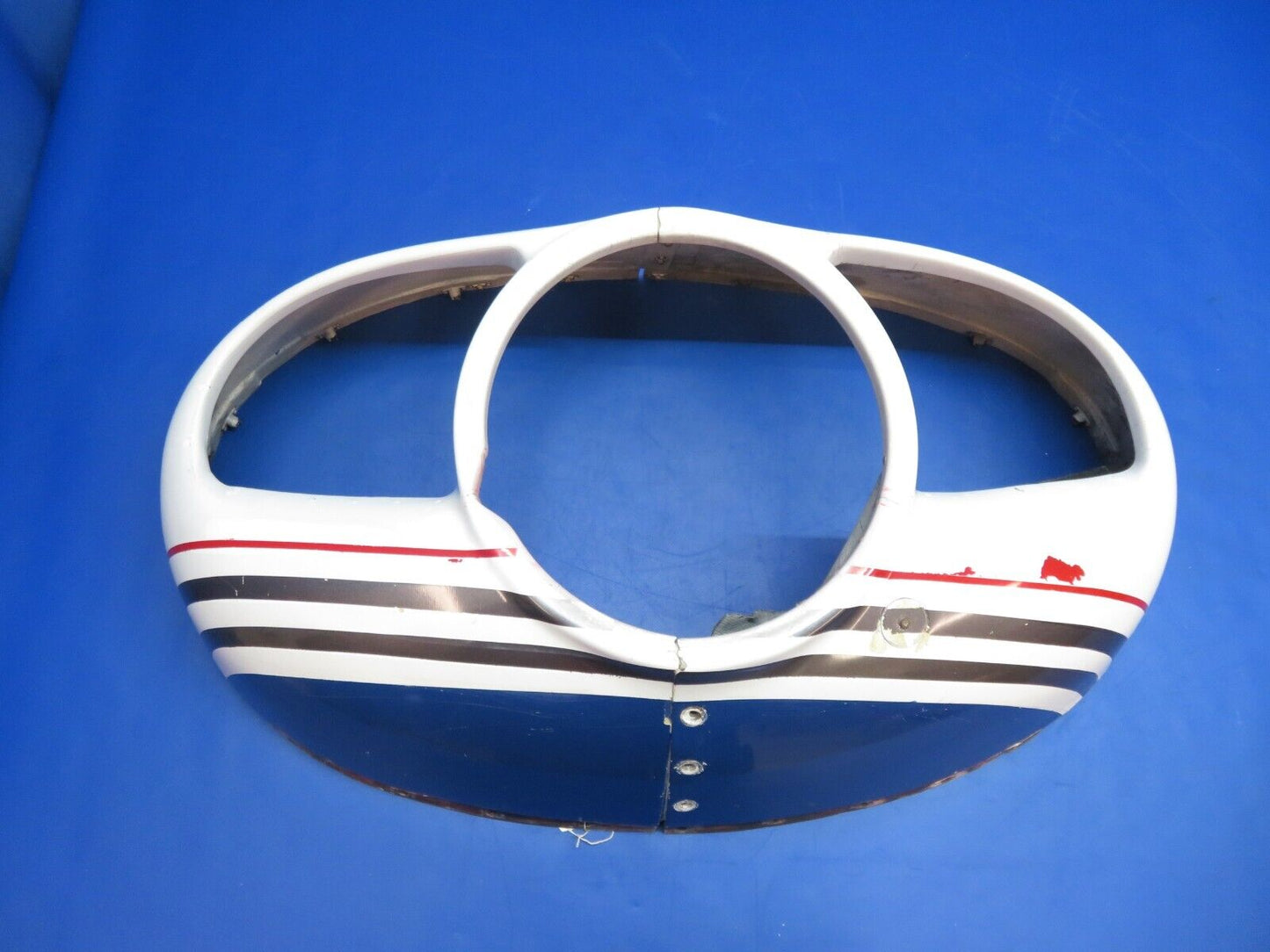 Piper PA-34-200T Seneca II Nose Cowl Assy P/N 37030-00, 37030-000 (0223-880)