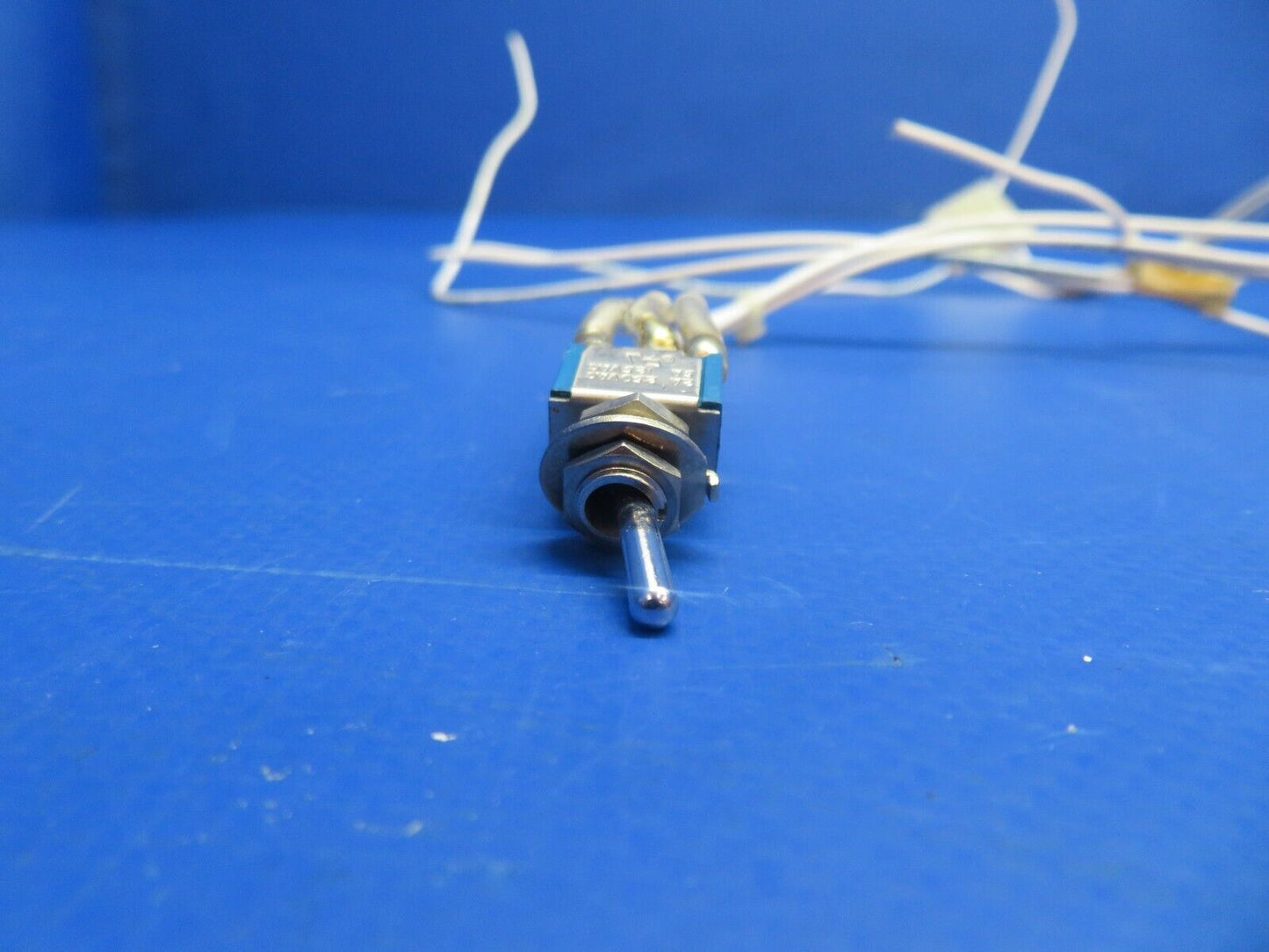 Beech C-35 Bonanza Toggle Switch Alco Switch, C & K P/N 7101 LOT OF 6 (1222-631)